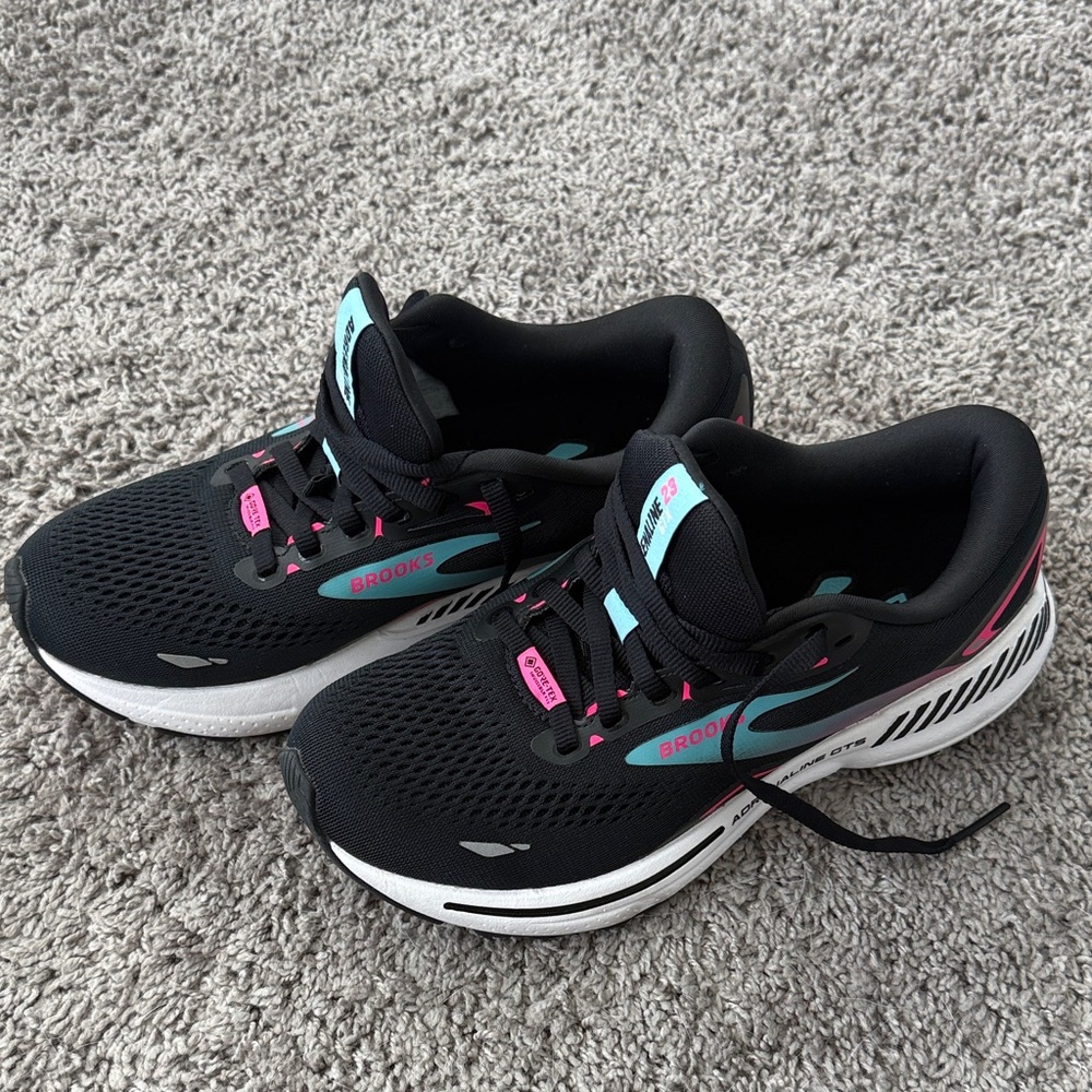 Brooks Black Running Shoes with Teal and Pink Highlights